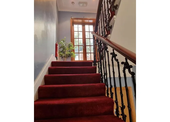 Fg1- Ground Flr Flat Good For 4- Near Hyde Park